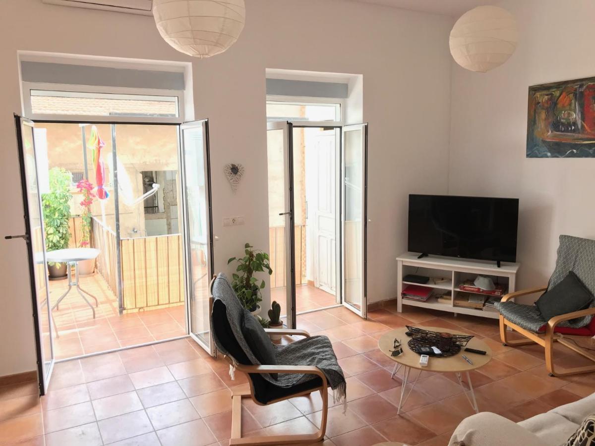Ferienwohnung Im Zentrum Alicante Dış mekan fotoğraf
