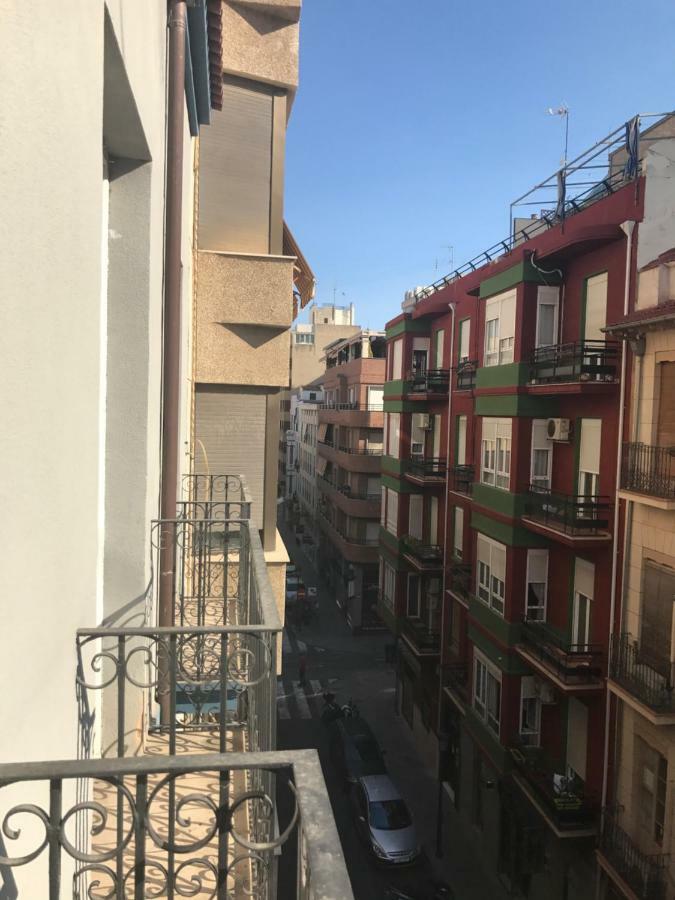 Ferienwohnung Im Zentrum Alicante Dış mekan fotoğraf