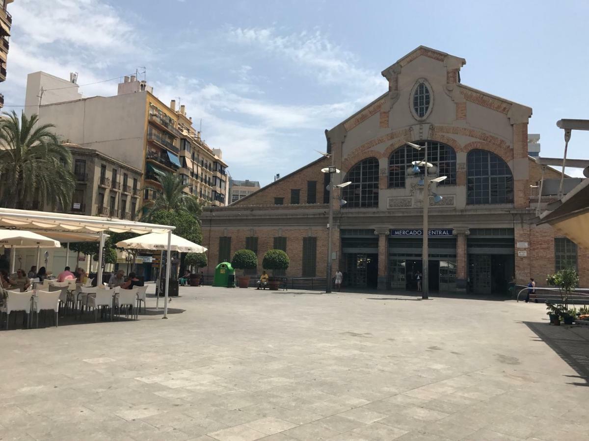 Ferienwohnung Im Zentrum Alicante Dış mekan fotoğraf