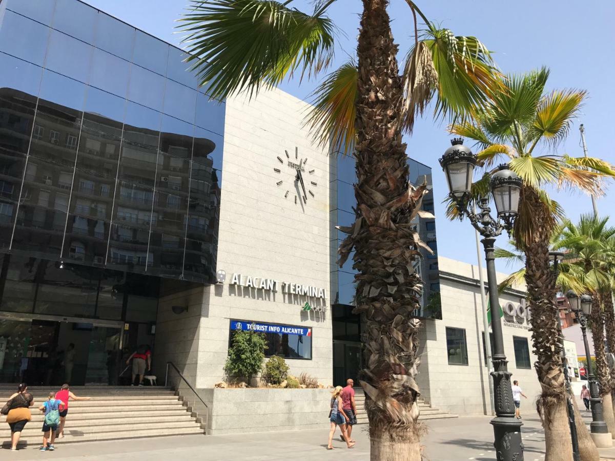 Ferienwohnung Im Zentrum Alicante Dış mekan fotoğraf