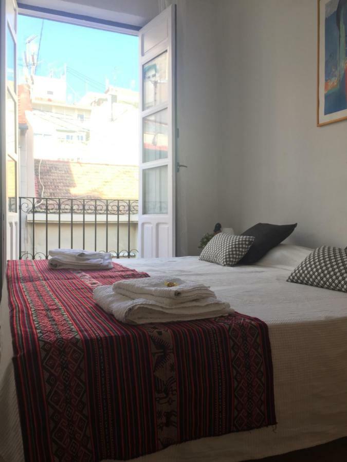 Ferienwohnung Im Zentrum Alicante Dış mekan fotoğraf